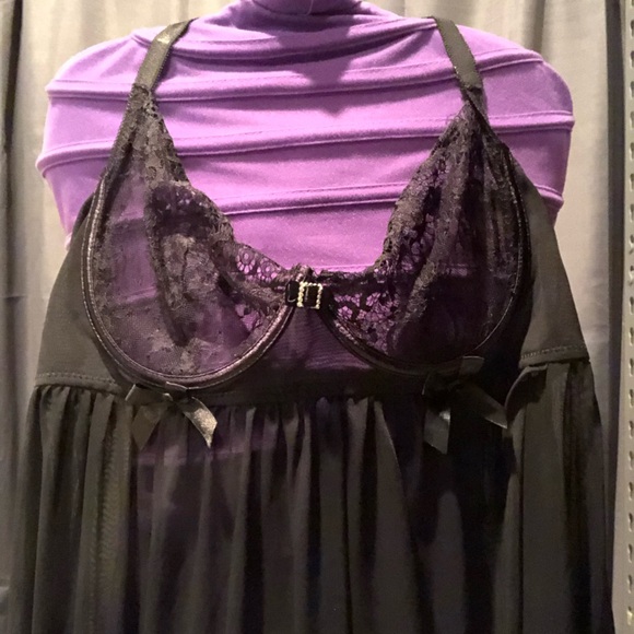 Seven 'til Midnight - Elegant Lace Lingerie - Black - Picture 1 of 7